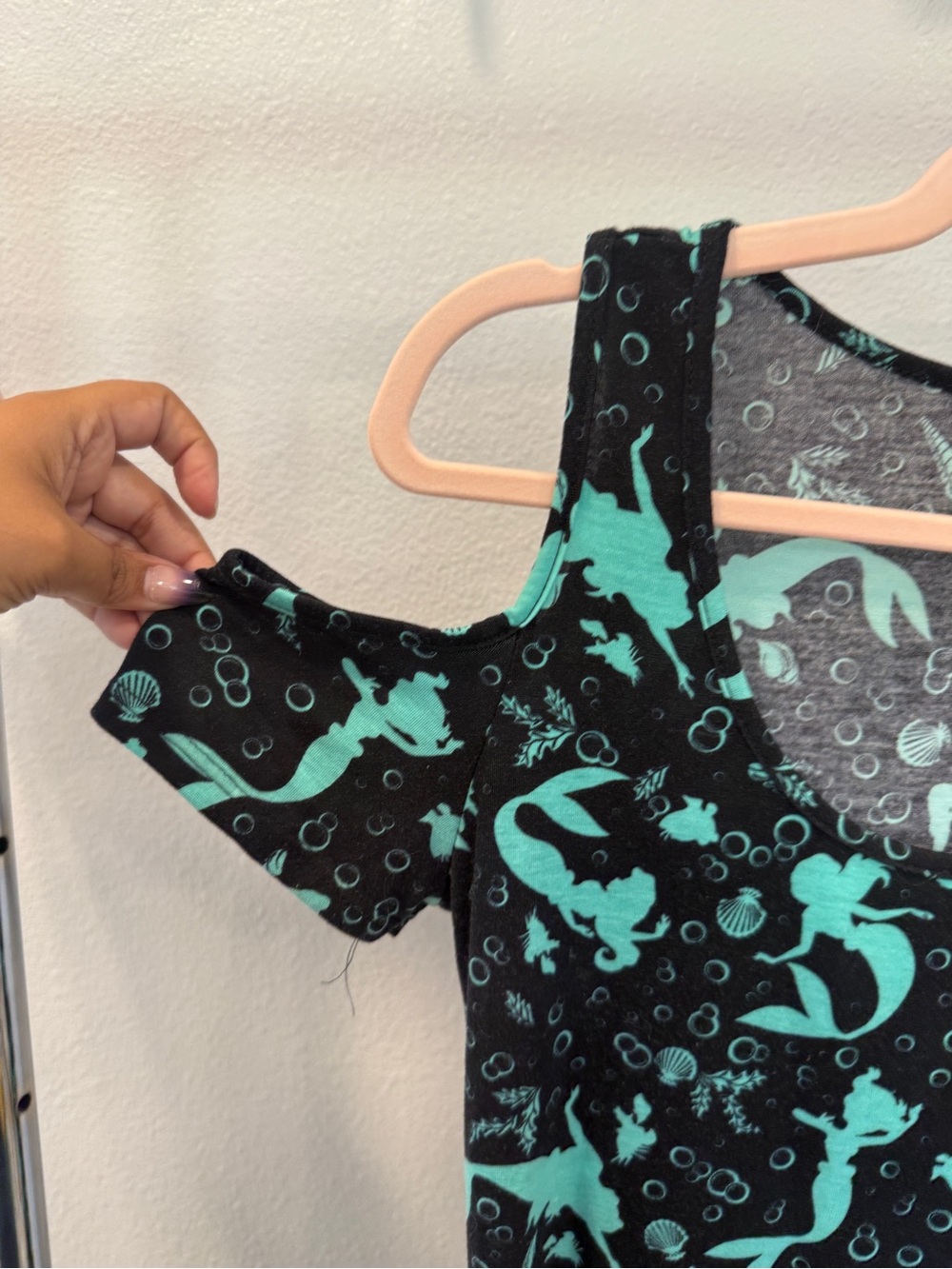 Disney The Little Mermaid Ariel Black & Teal Cold Shoulder Skater Dress Large - Picture 4 of 6
